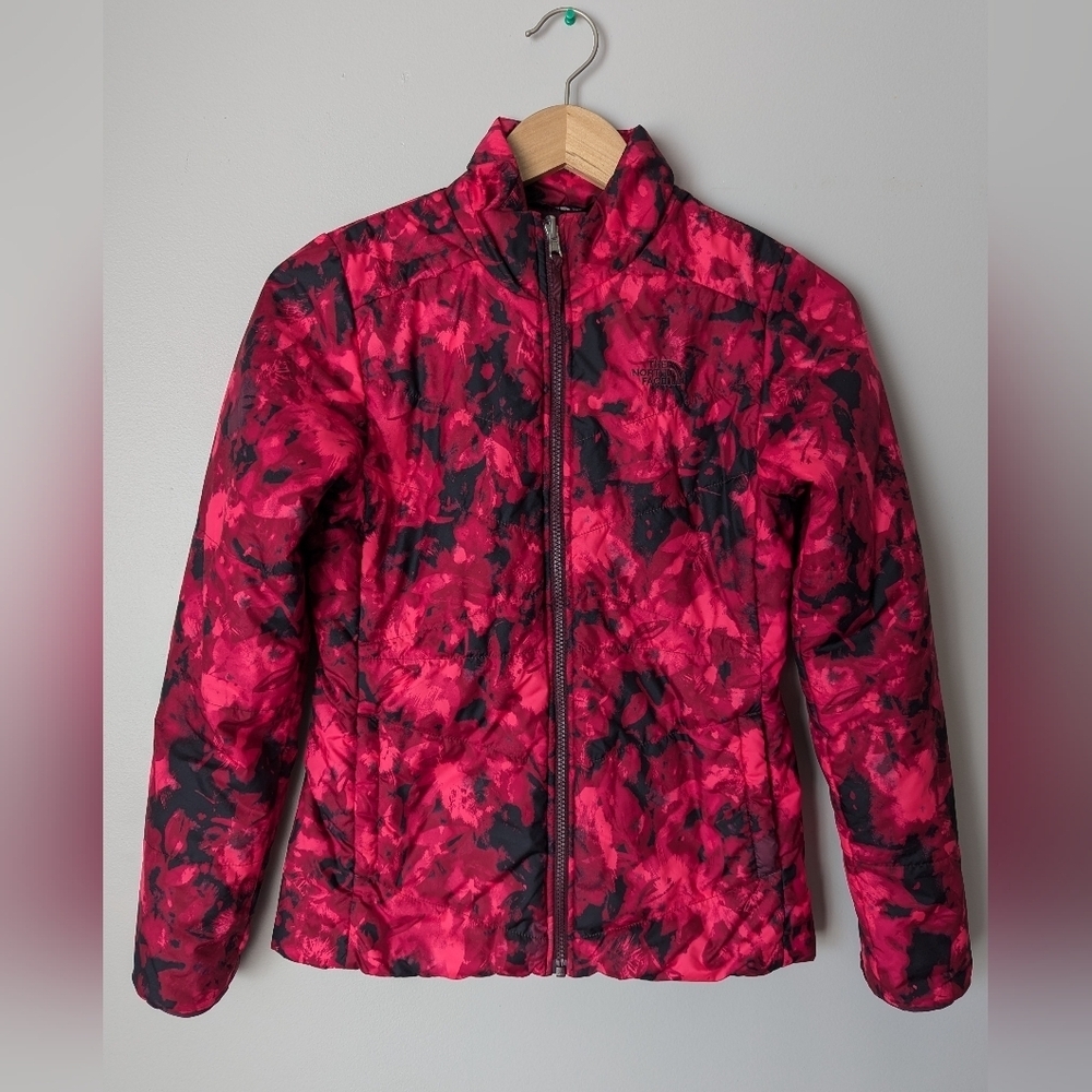 The North face multicolor pink red black camo quilted full zipper women size XS